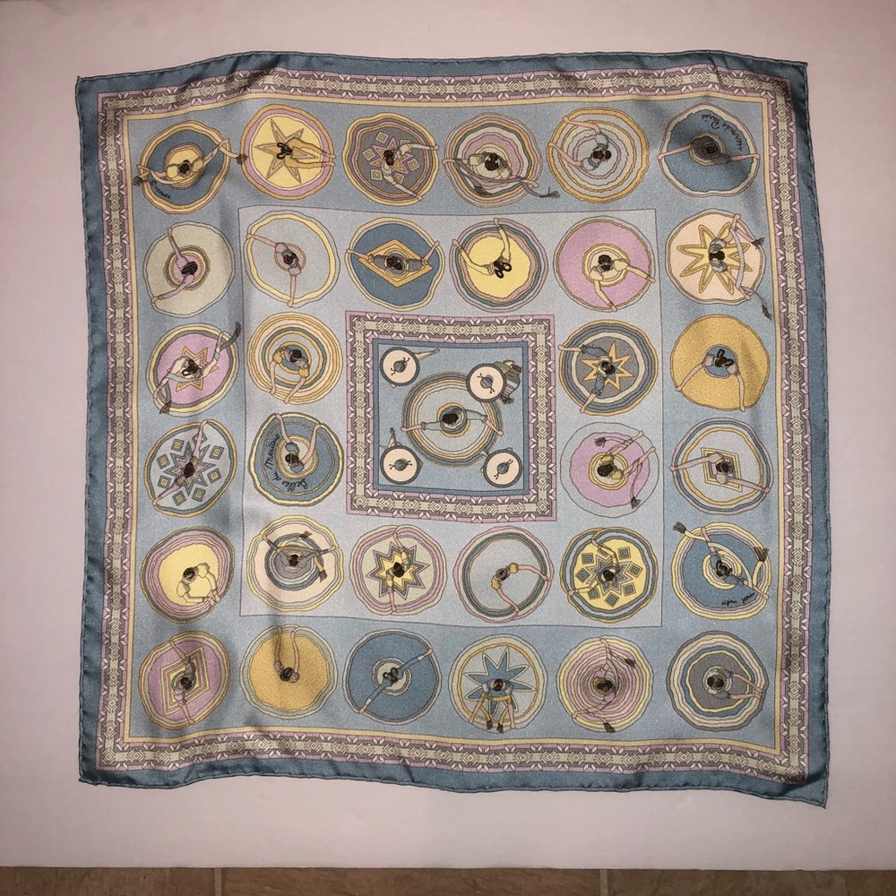 🇫🇷Hermes silk scarf Belles du Mexique🇫🇷